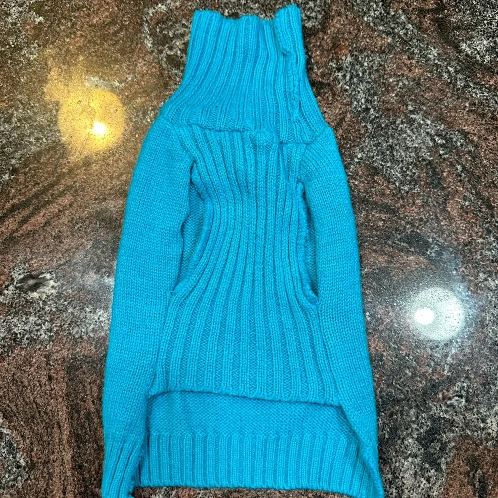 Teal colored dog sweater size M